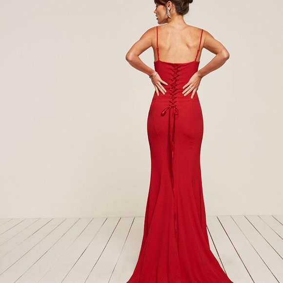 Reformation Dahlia Dress in Cherry NWT - Picture 2 of 8